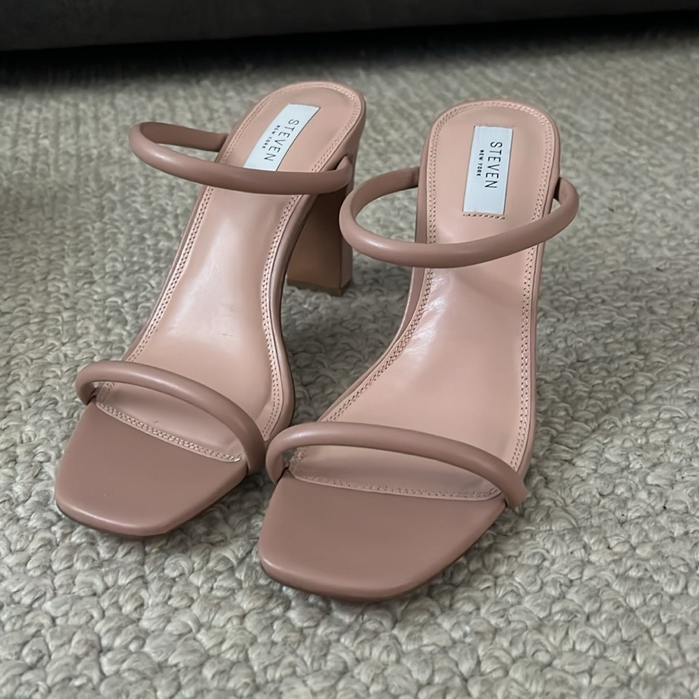 Steven by Steve Madden Tan Block Heel